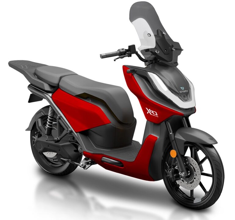 vmoto cpx explorer rouge trois quart